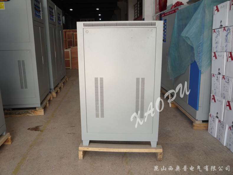 SBW-50KVA三相全自動補(bǔ)償式380V電力工業(yè)穩(wěn)壓器柜
